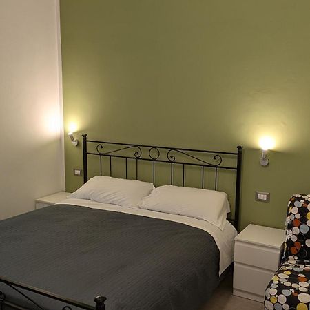 Bonsai Bed & Breakfast Фьюмичино Экстерьер фото