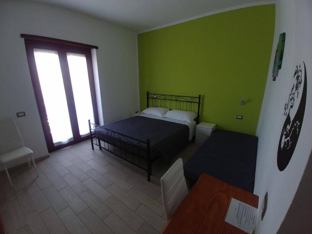 Bonsai Bed & Breakfast Фьюмичино Экстерьер фото