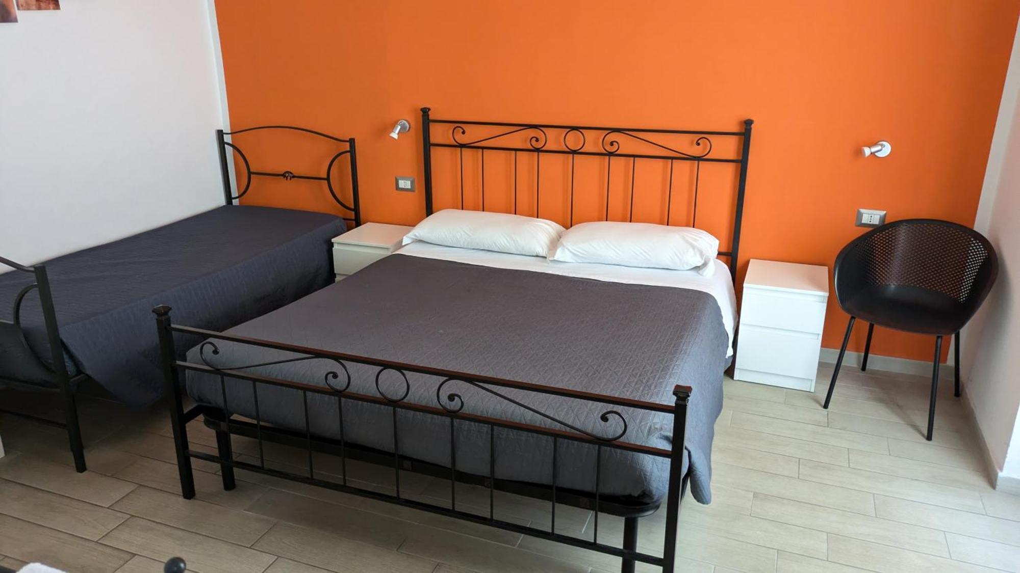 Bonsai Bed & Breakfast Фьюмичино Экстерьер фото