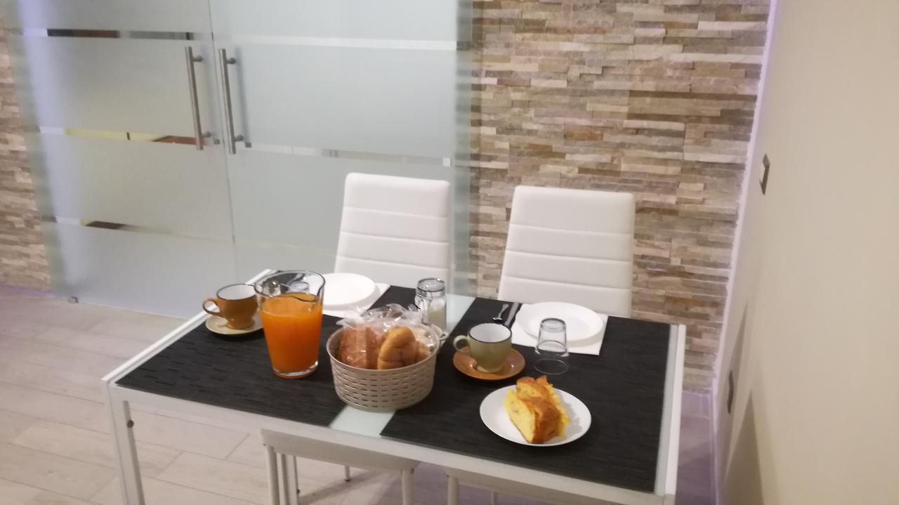 Bonsai Bed & Breakfast Фьюмичино Экстерьер фото