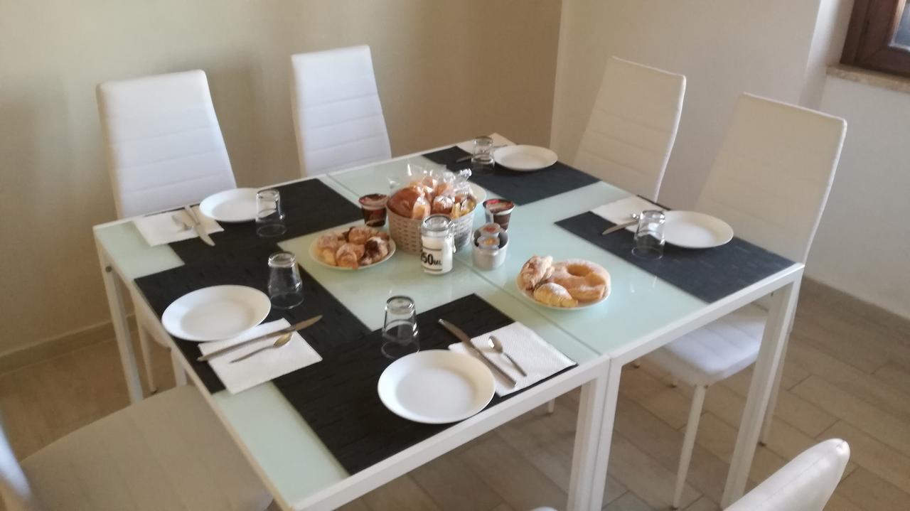 Bonsai Bed & Breakfast Фьюмичино Экстерьер фото