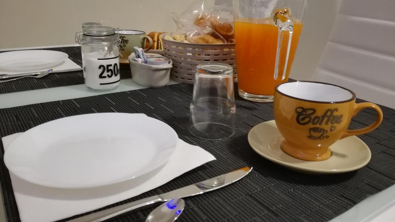 Bonsai Bed & Breakfast Фьюмичино Экстерьер фото